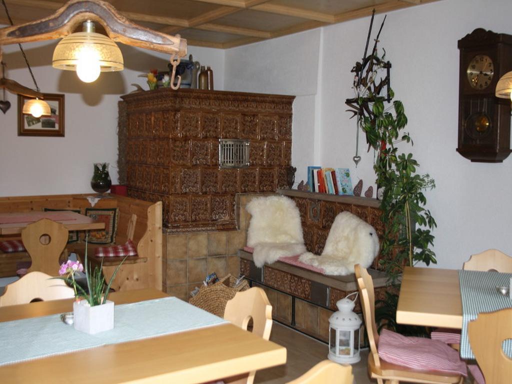 ホテル Haus Tannenhof Ibach エクステリア 写真